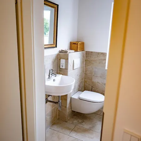 Auerose Apartament *